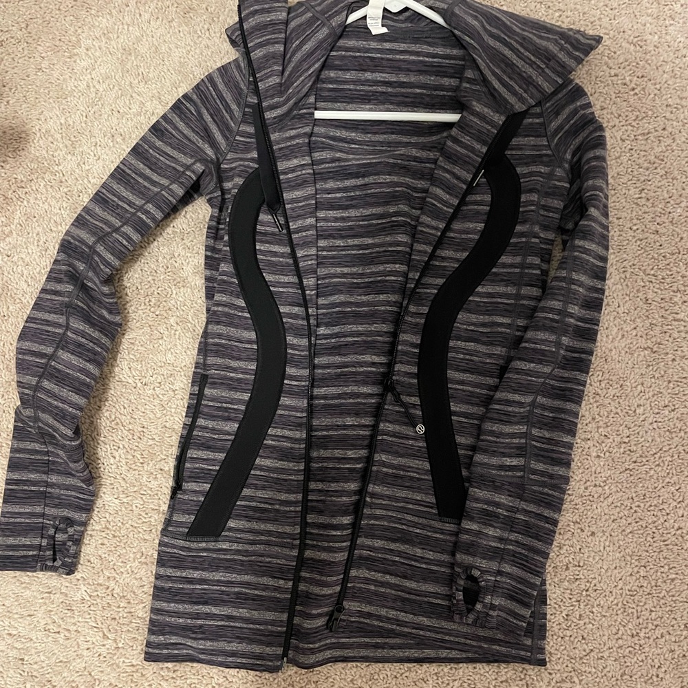 Long Lululemon jacket